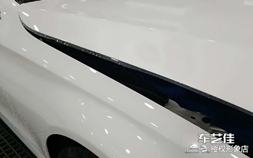 车艺佳技师全部采用包边施工