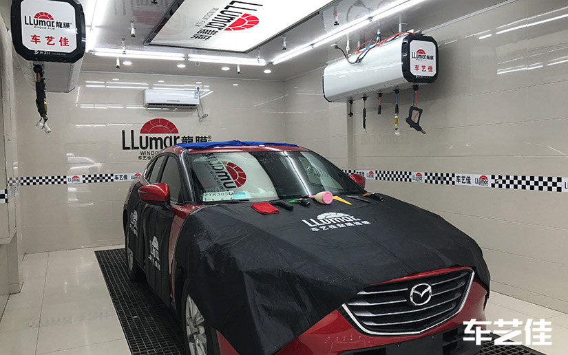 全车贴膜施工前保护