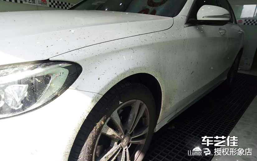车漆上细小划痕