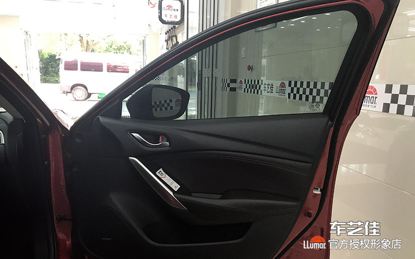 从车内往车外看很清晰