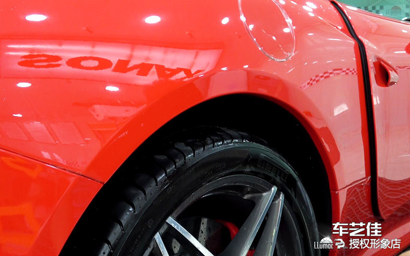 车衣与车漆完美贴合