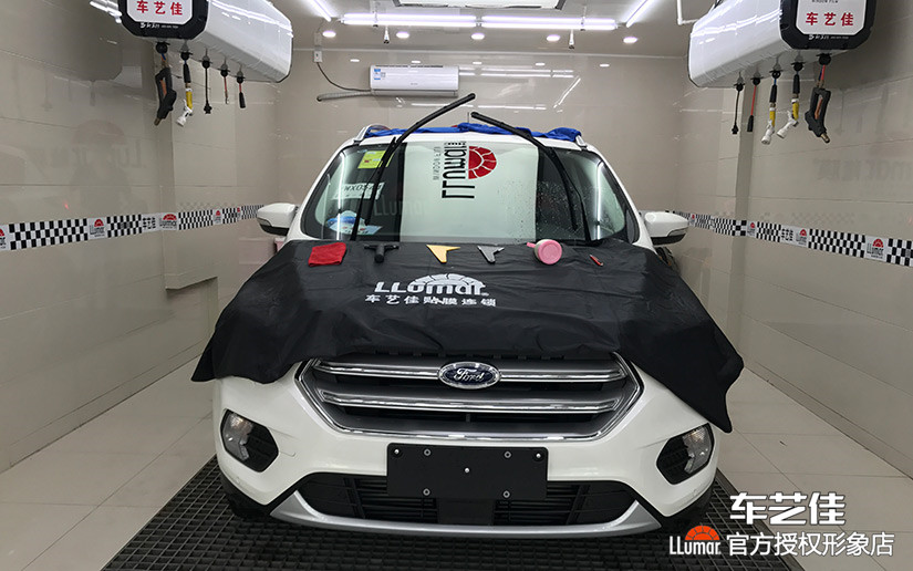 福特翼虎施工前工具准备