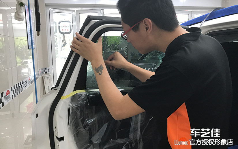 侧后挡贴膜施工图