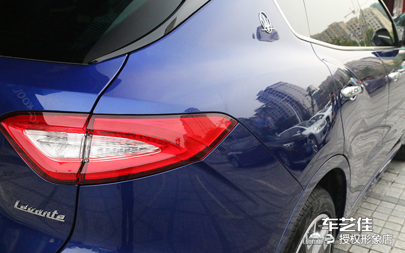 玛莎拉蒂龙膜G2PPF隐形车衣施工案例