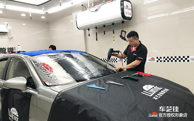 车艺佳使用进口博士烤枪