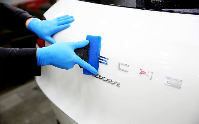 贴膜施工细节图