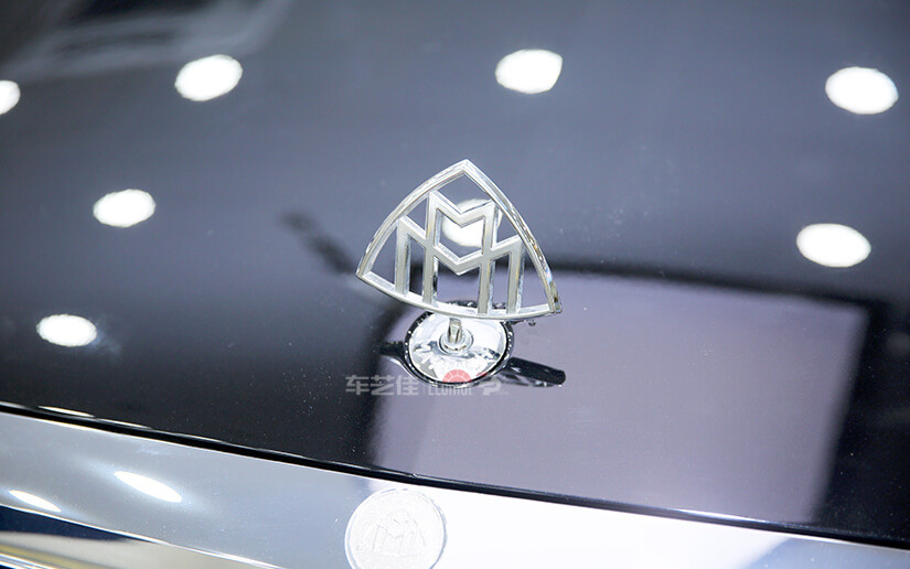 迈巴赫车标