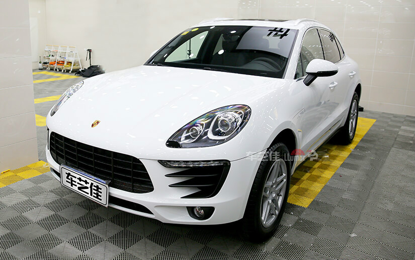 保时捷麦肯漆面保护膜施工效果图