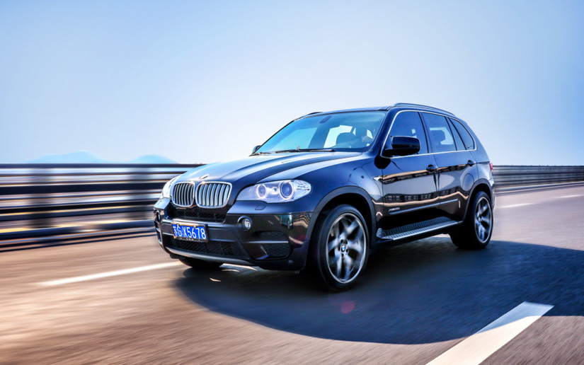 宝马X5“踏万仞，自成峰”