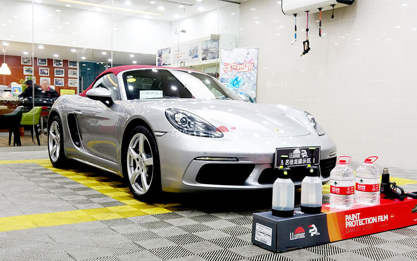 英雄力MAX的漆面保护膜