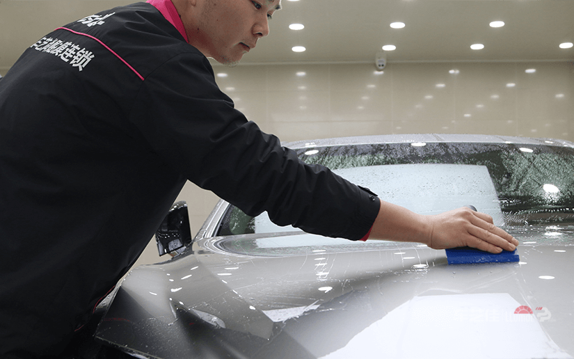 车艺佳贴膜使用进口专业施工工具