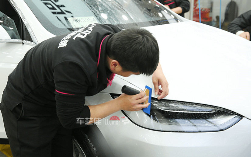 车艺佳使用全套进口专业施工工具