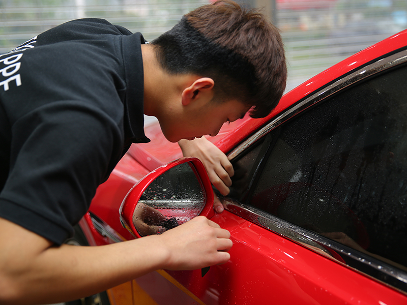 汽车隔热膜原理