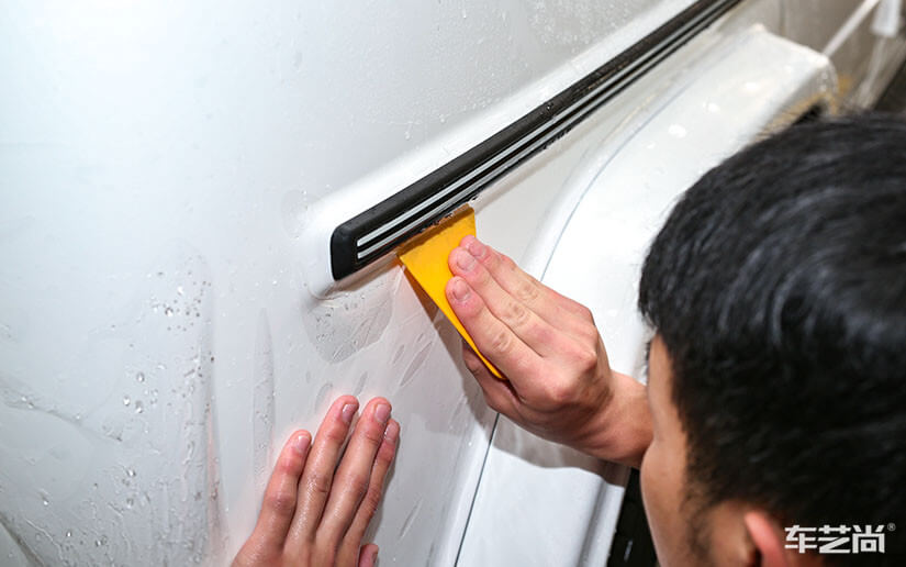 汽车贴龙膜隐形车衣的价格为什么那么高？（2）