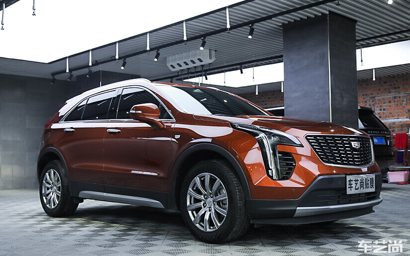 新车选择镀晶好还是选择贴车衣更好？