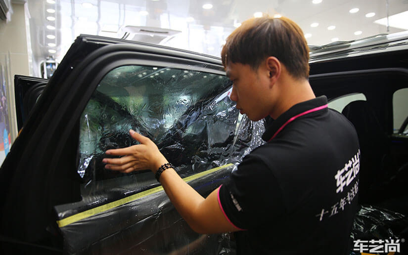 汽车贴膜颜色太深怎么变淡？