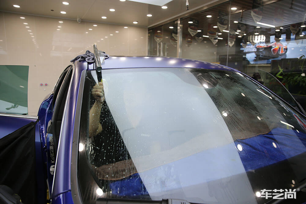 汽车膜会褪色吗？