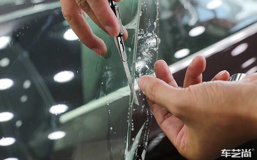 汽车膜怎样才能快速撕除？