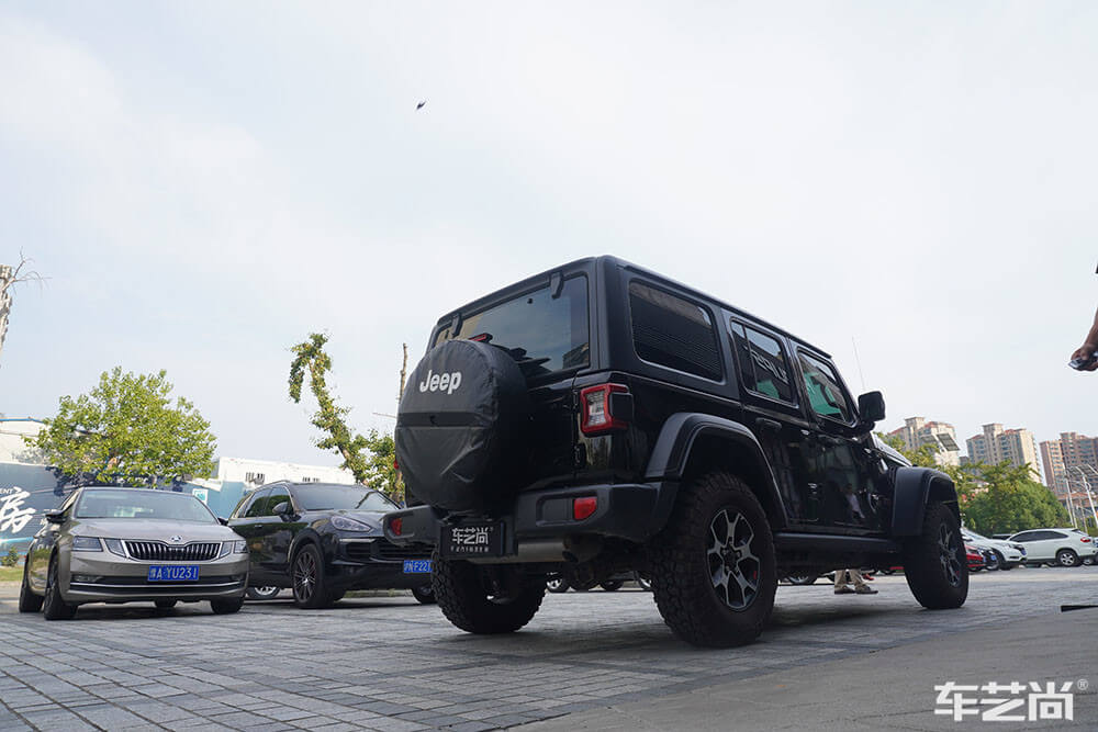 全车贴膜指的是什么？