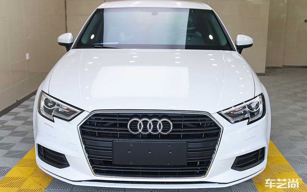 自己可以贴汽车膜吗？