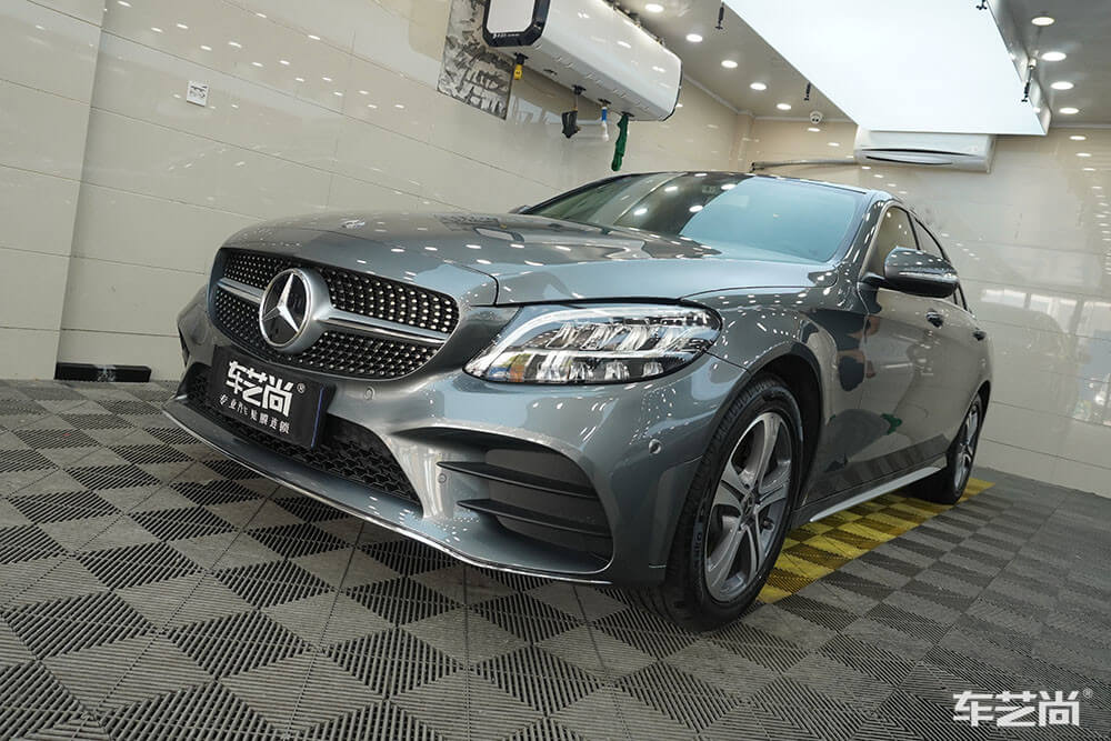 汽车贴了隐形车衣还有必要打蜡吗？