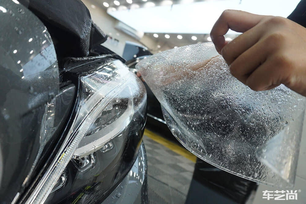 贴了隐形车衣还有打蜡的必要吗？