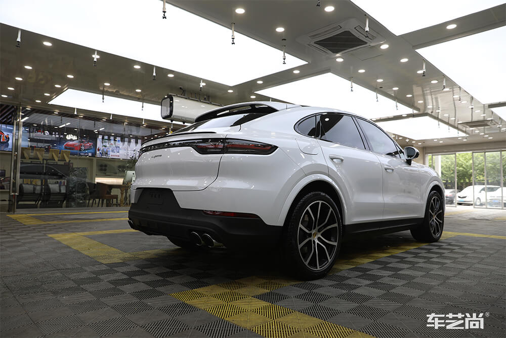 隐形车衣上的污渍怎么去除？