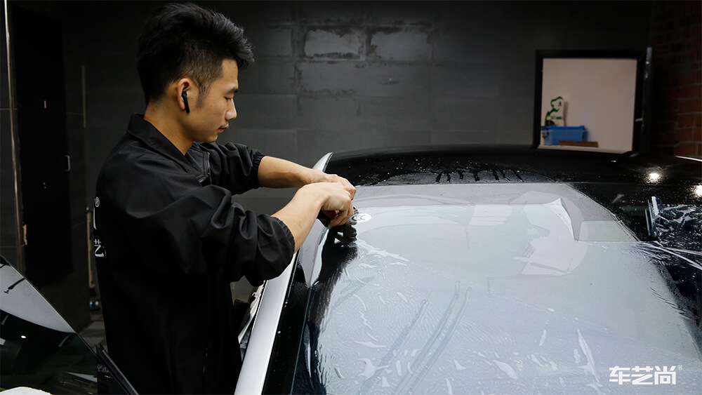 汽车贴膜深色好还是浅色好（5）