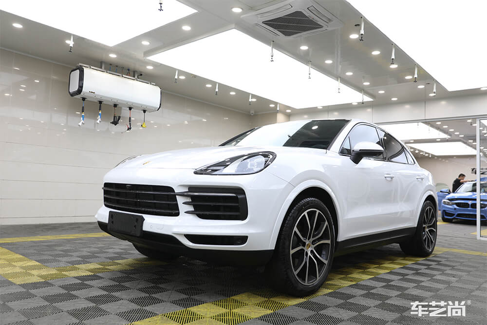 隐形车衣的污渍怎么去除？