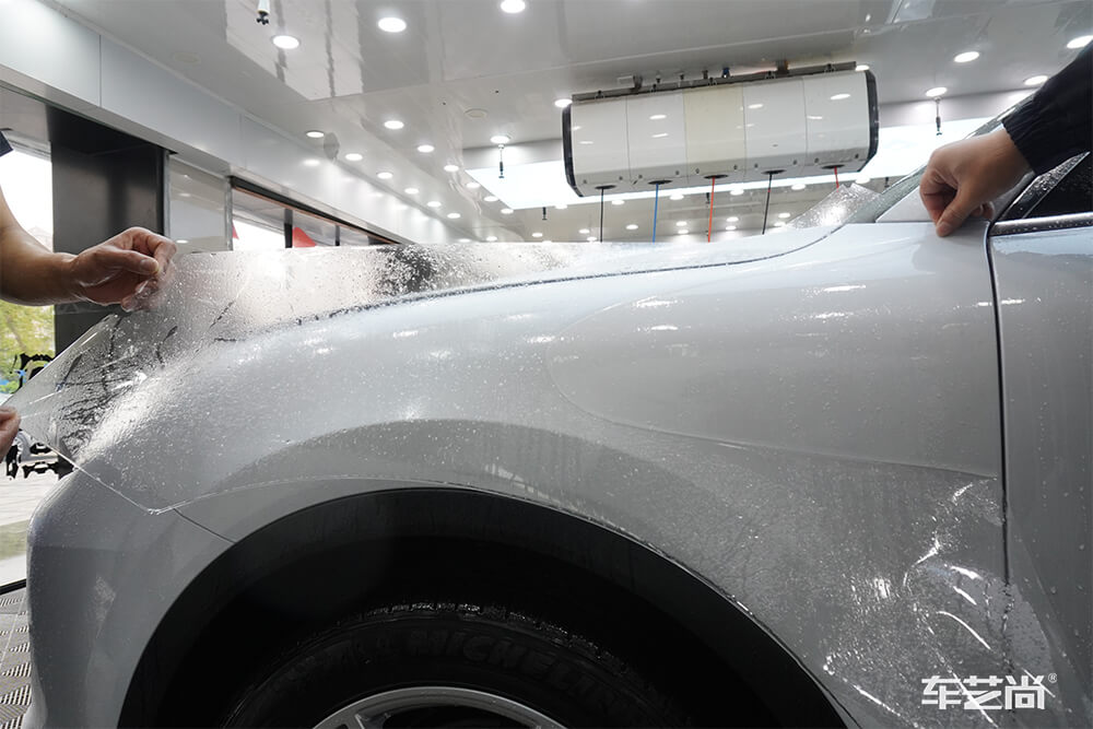 保时捷贴LLumar漆面保护膜怎么样？（1）