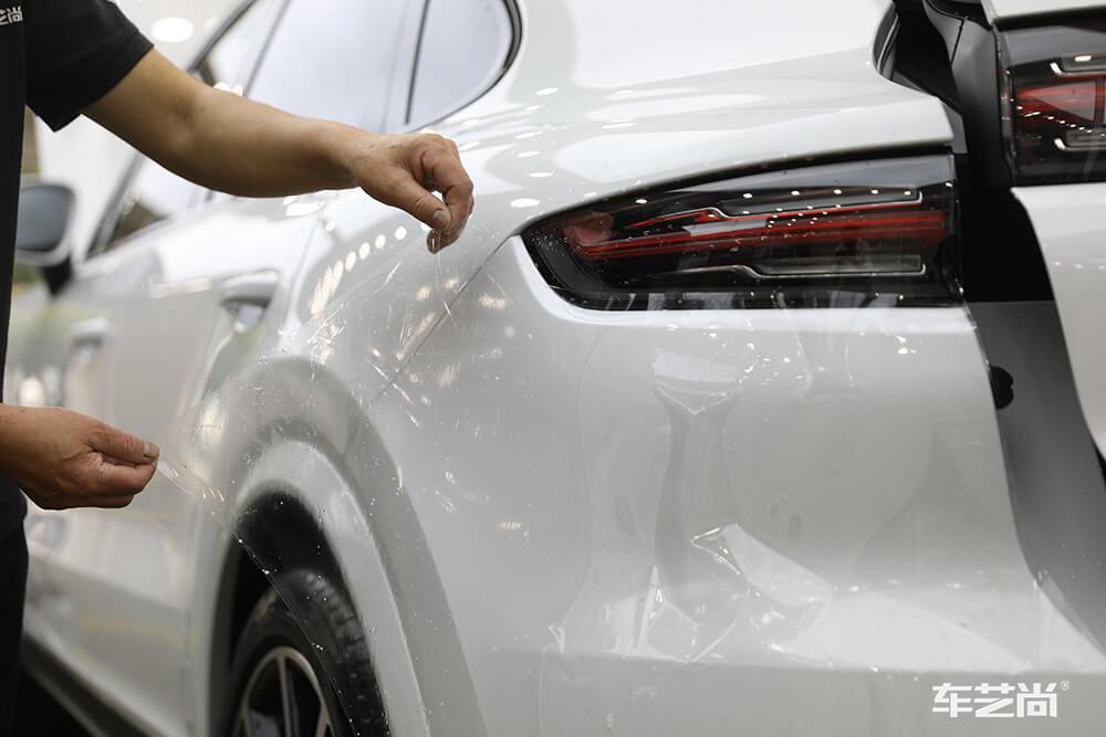 隐形车衣上有污垢怎么处理