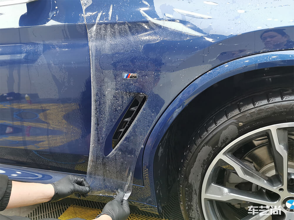隐形车衣上的水痕如何清洁（2）