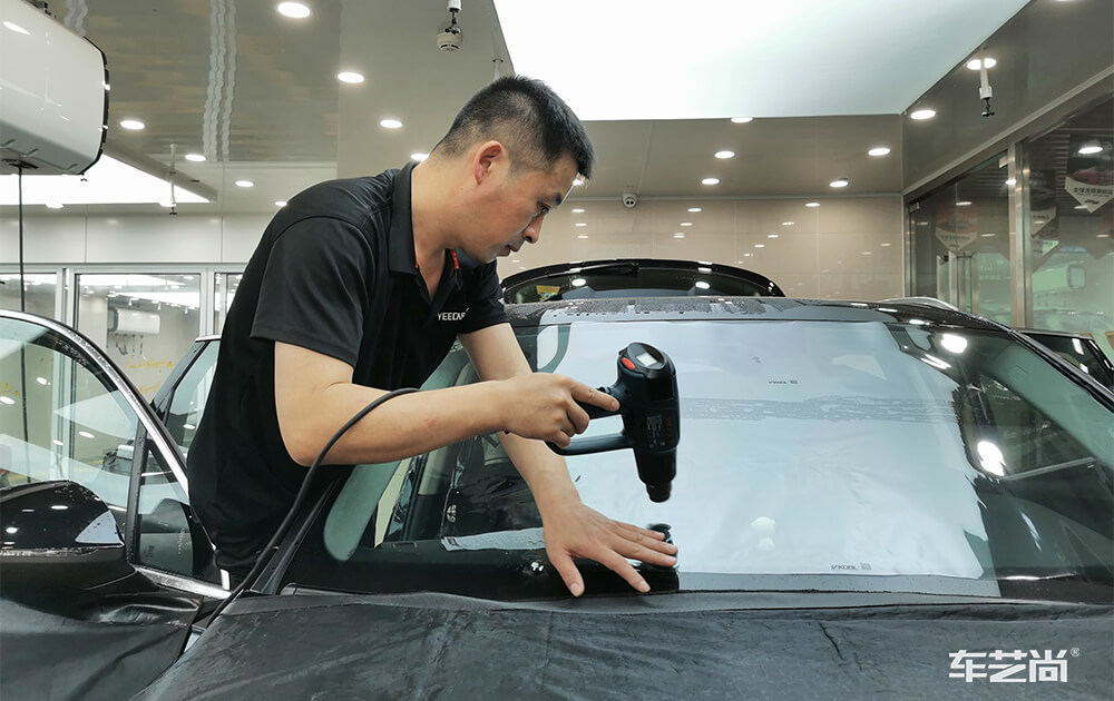 汽车贴膜有气泡怎么办（2）