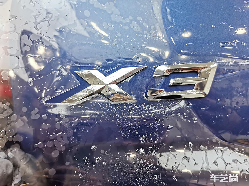 隐形车衣上的水痕如何清洁（1）