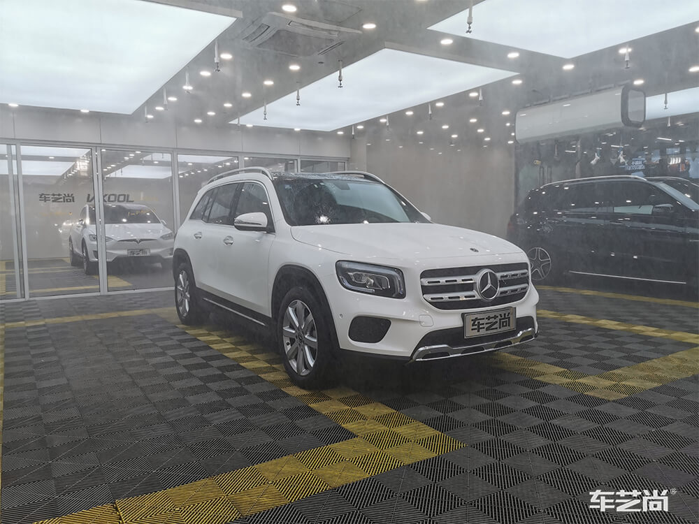 车衣上有划痕怎么处理？需要重新贴么？