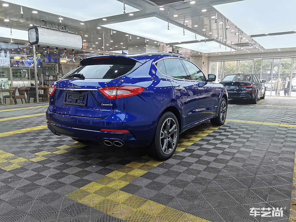 豪车贴车衣的时候会选择什么门店施工？（7）