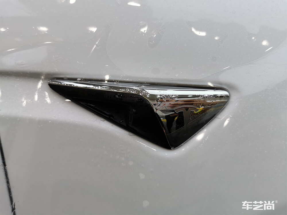 汽车贴了隐形车衣之后还用喷漆么？（2）