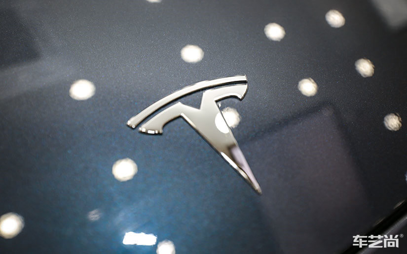 龙膜汽车隐形车衣