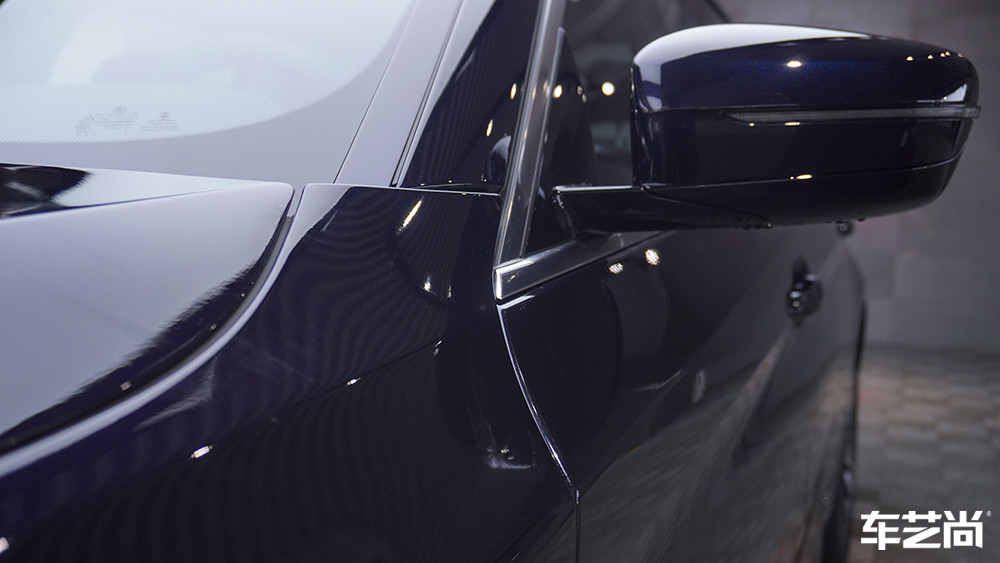 宝马5系转贴龙膜隐形车衣，施工过程展示（图十）