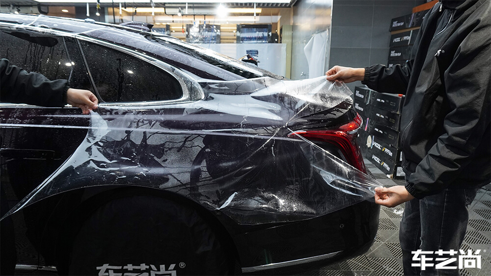 红旗H9全车装贴龙膜隐形车衣+玻璃膜（3）