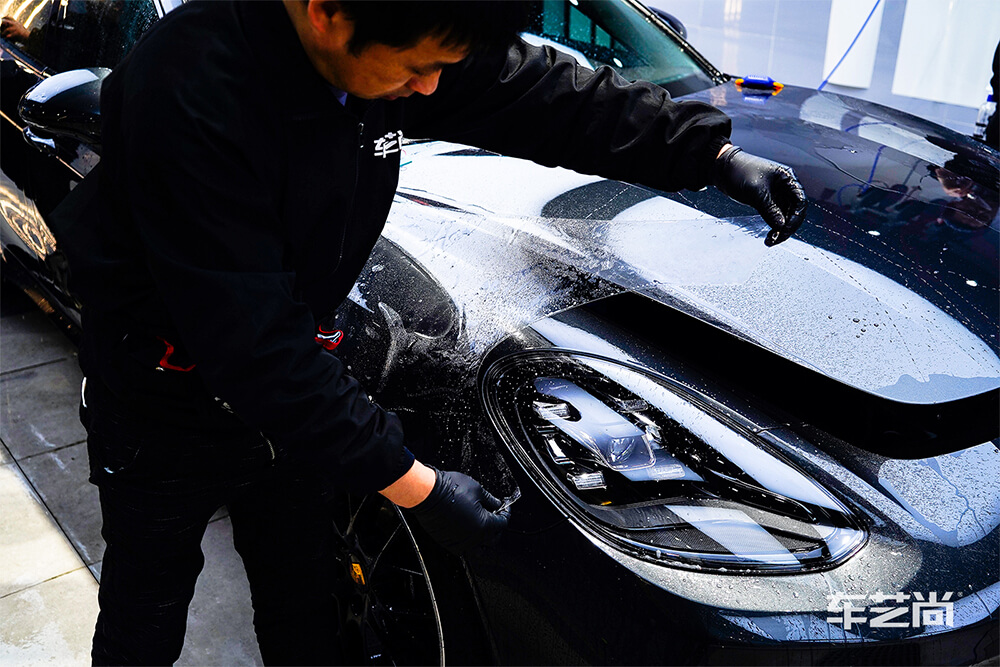 保时捷帕拉梅拉装贴龙膜LLumar隐形车衣专业贴膜（5）