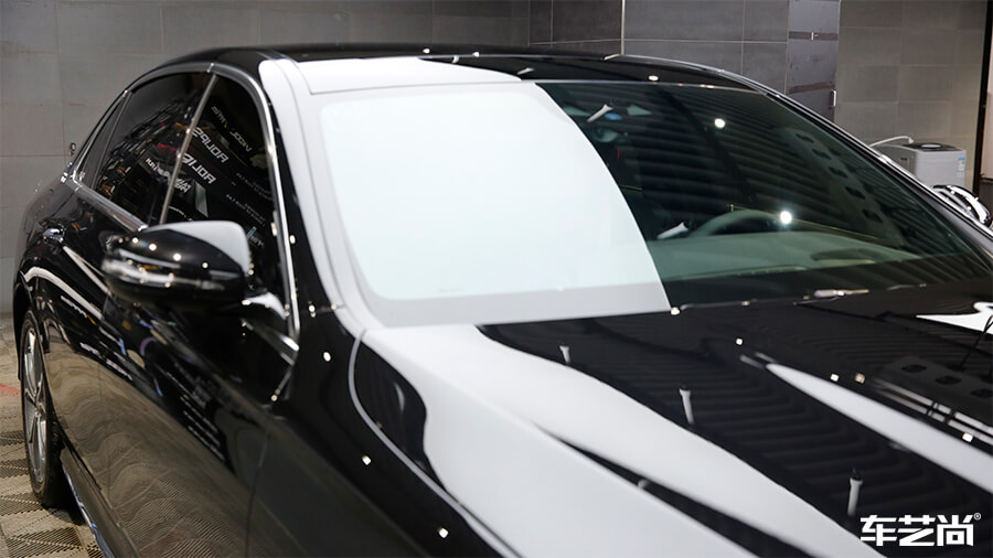 奔驰E300L装贴龙膜（LLumar）隐形车衣（14）