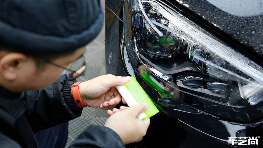 奔驰E300L装贴龙膜（LLumar）隐形车衣（4）