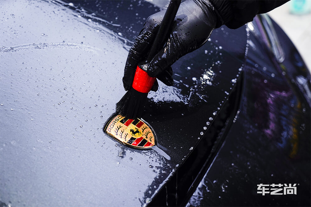 保时捷帕拉梅拉装贴龙膜LLumar隐形车衣专业贴膜（2）