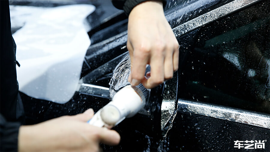 奔驰E300L装贴龙膜（LLumar）隐形车衣（7）