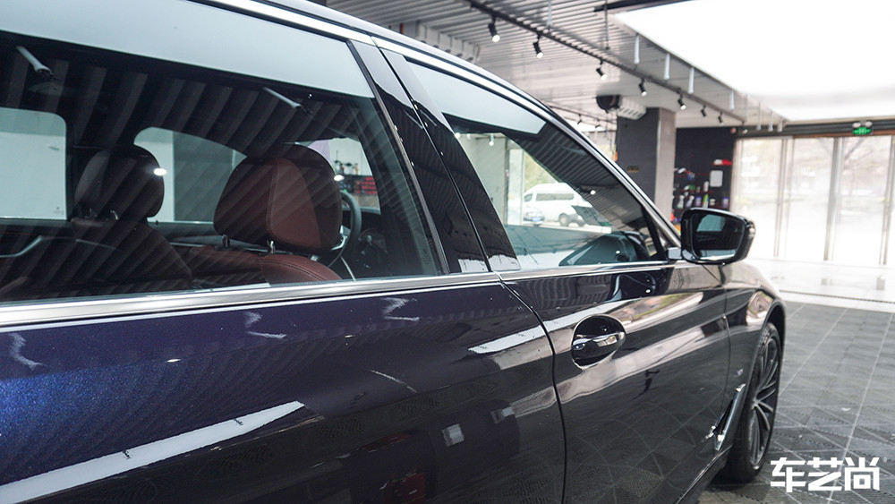 宝马5系转贴龙膜隐形车衣，施工过程展示（图八）