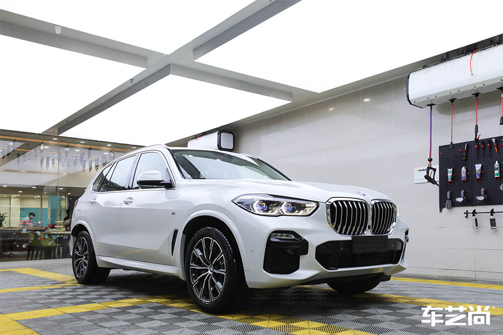 白色宝马X5装贴LLumar漆面保护膜（7）