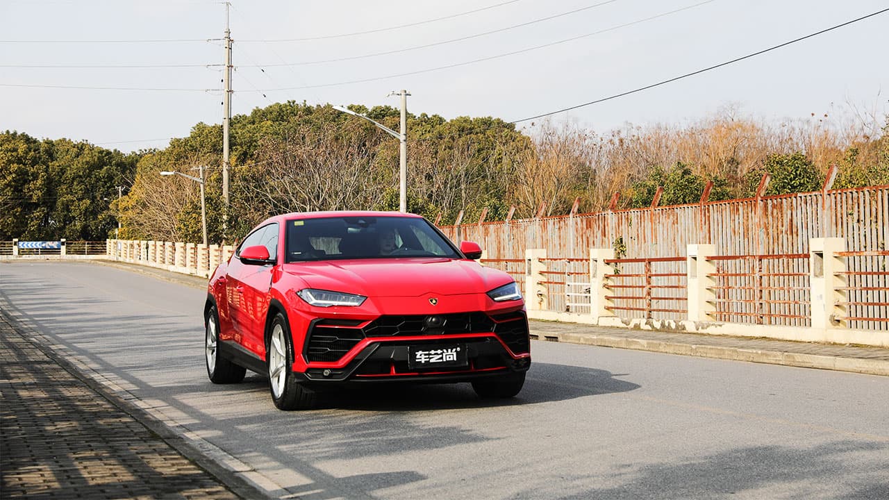 龙膜汽车玻璃膜