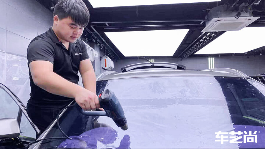 理想ONE银灰色施工龙膜隔热膜流程（图6）