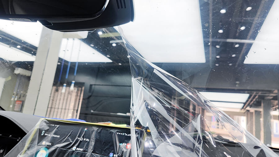 比亚迪宋白色施工龙膜前档畅悦80+侧后畅悦35（图4）